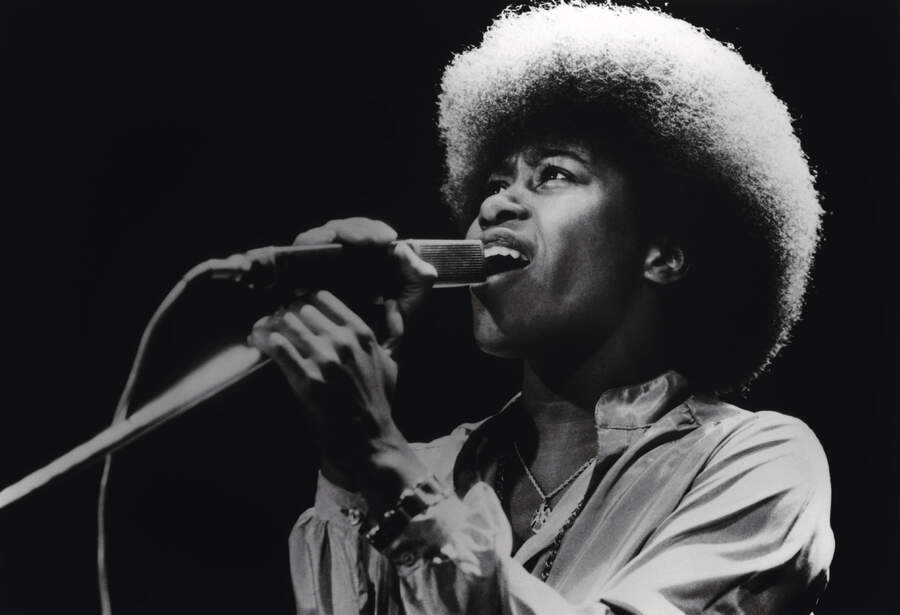 Joan Armatrading onstage