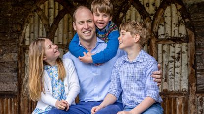 Prince William poses with kids Prince George, Princess Charlotte, and Prince Louis for Father's Day