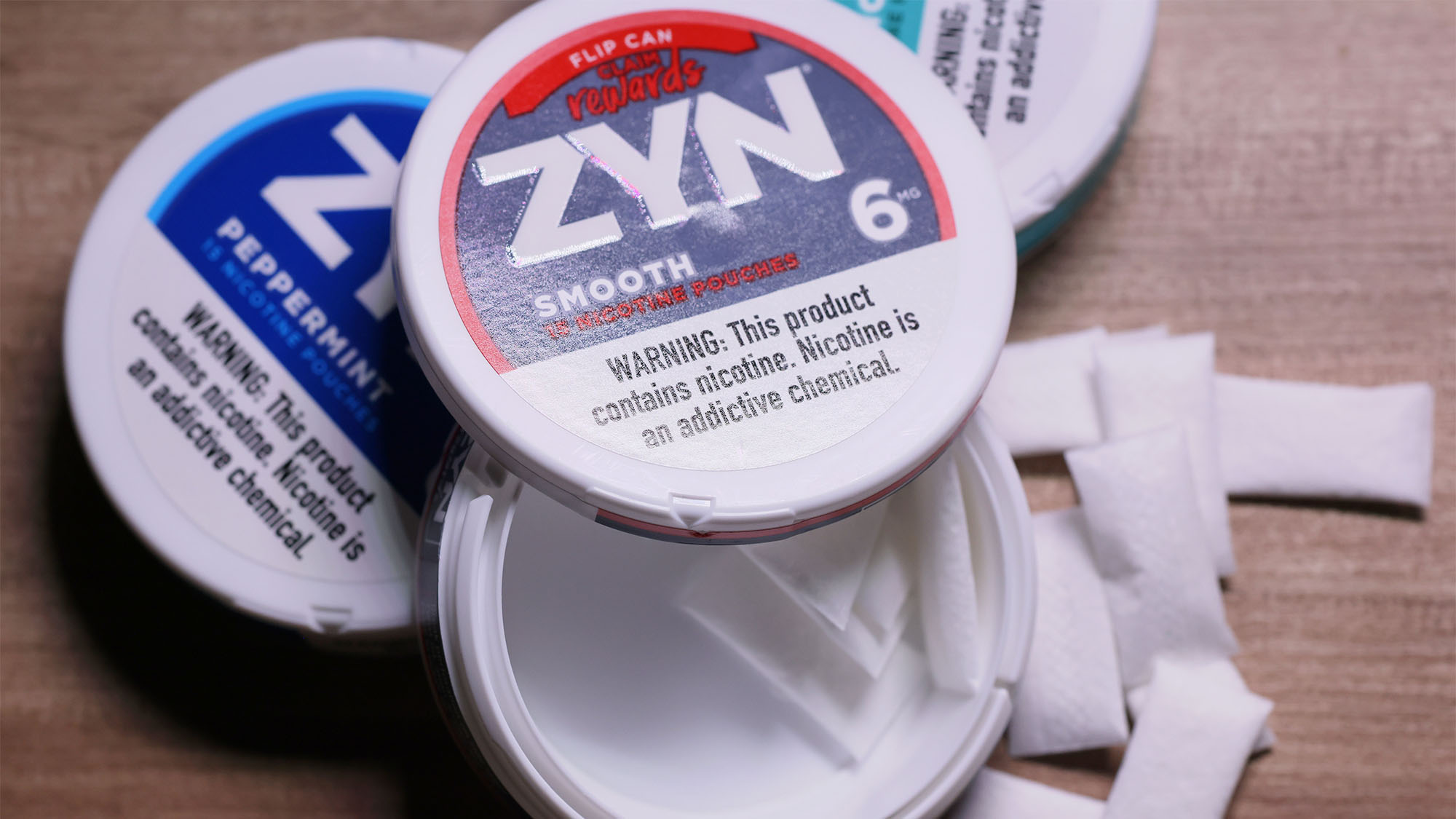 A tin of Zyn synthetic tobacco pouches