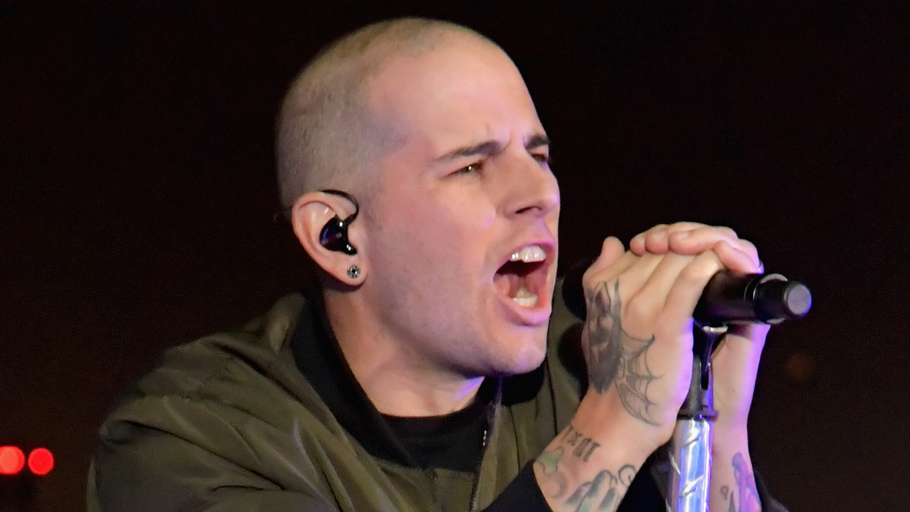 A picture of M Shadows