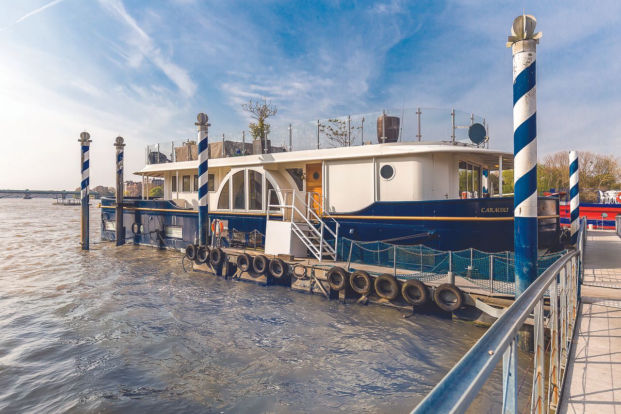 Caracoli boat for sale, Prospect Quay, Wandsworth, London.