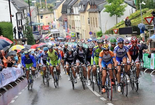 Christian Meier (Garmin-Slipstream) leads up the Cauberg in Valkenburg in Vuelta a Espa&ntilde;a stage four.