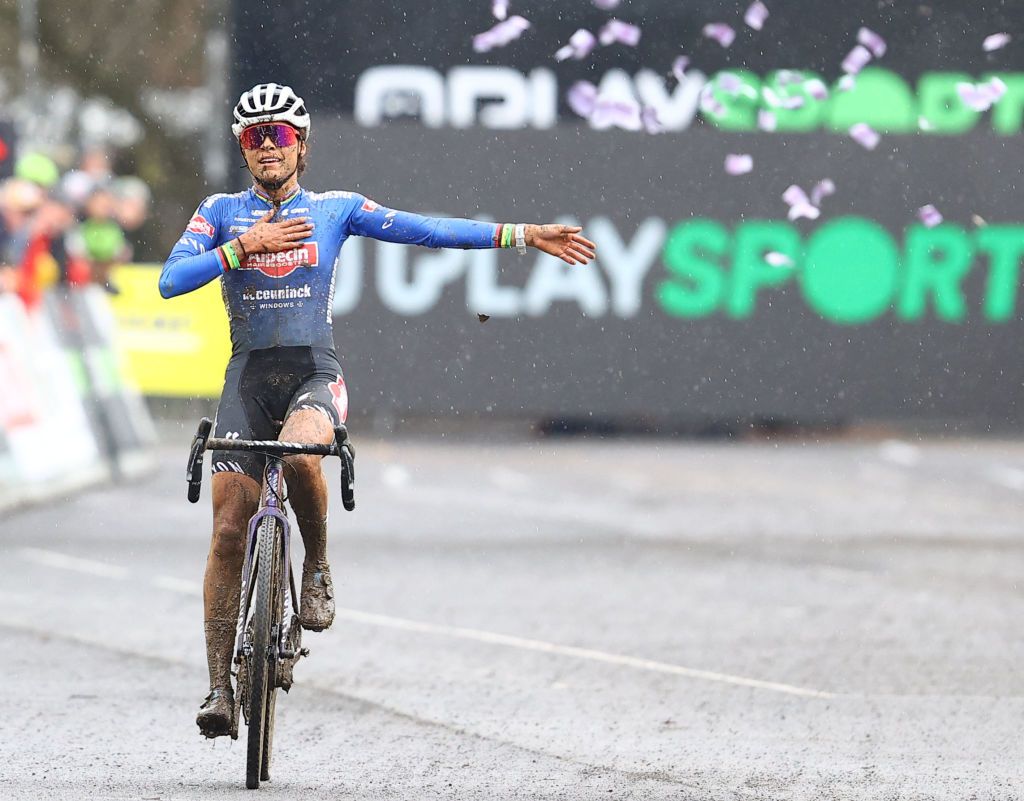 Netherlands Ceylin Del Carmen Alvarado celebrates as she crosses the finish line to win the womens elite race of the Superprestige Gullegem the 7th stage in the Superprestige cyclocross cycling competition in Gullegem on January 7 2023 Belgium OUT Photo by DAVID PINTENS BELGA AFP Belgium OUT Photo by DAVID PINTENSBELGAAFP via Getty Images