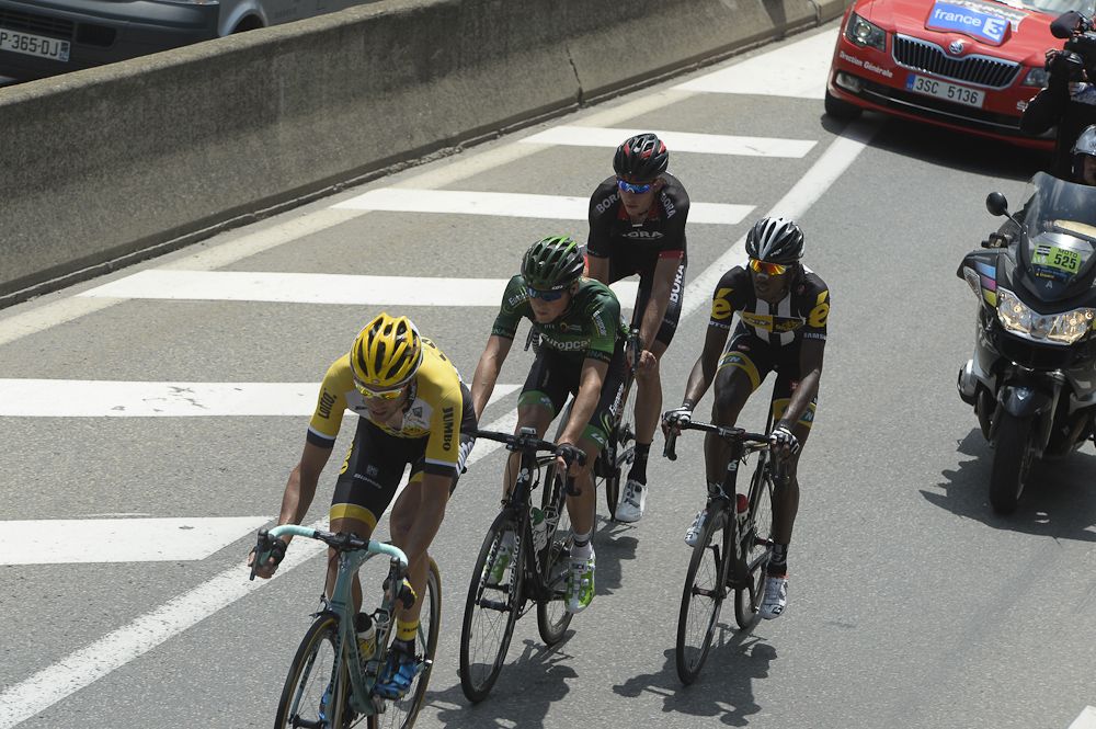 The stage 1 breakaway at Criterium du Dauphine.
