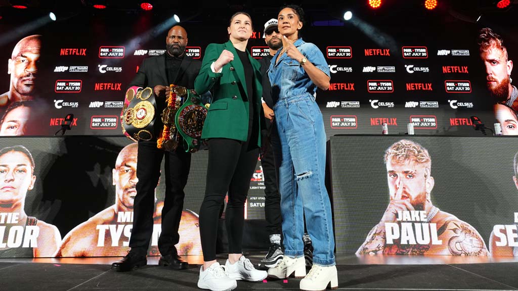 Katie Taylor (l.) and Amanda Serrano at the press conference for their November fight on the undercard of Netflix’s Mike Tyson-Jake Paul event. 