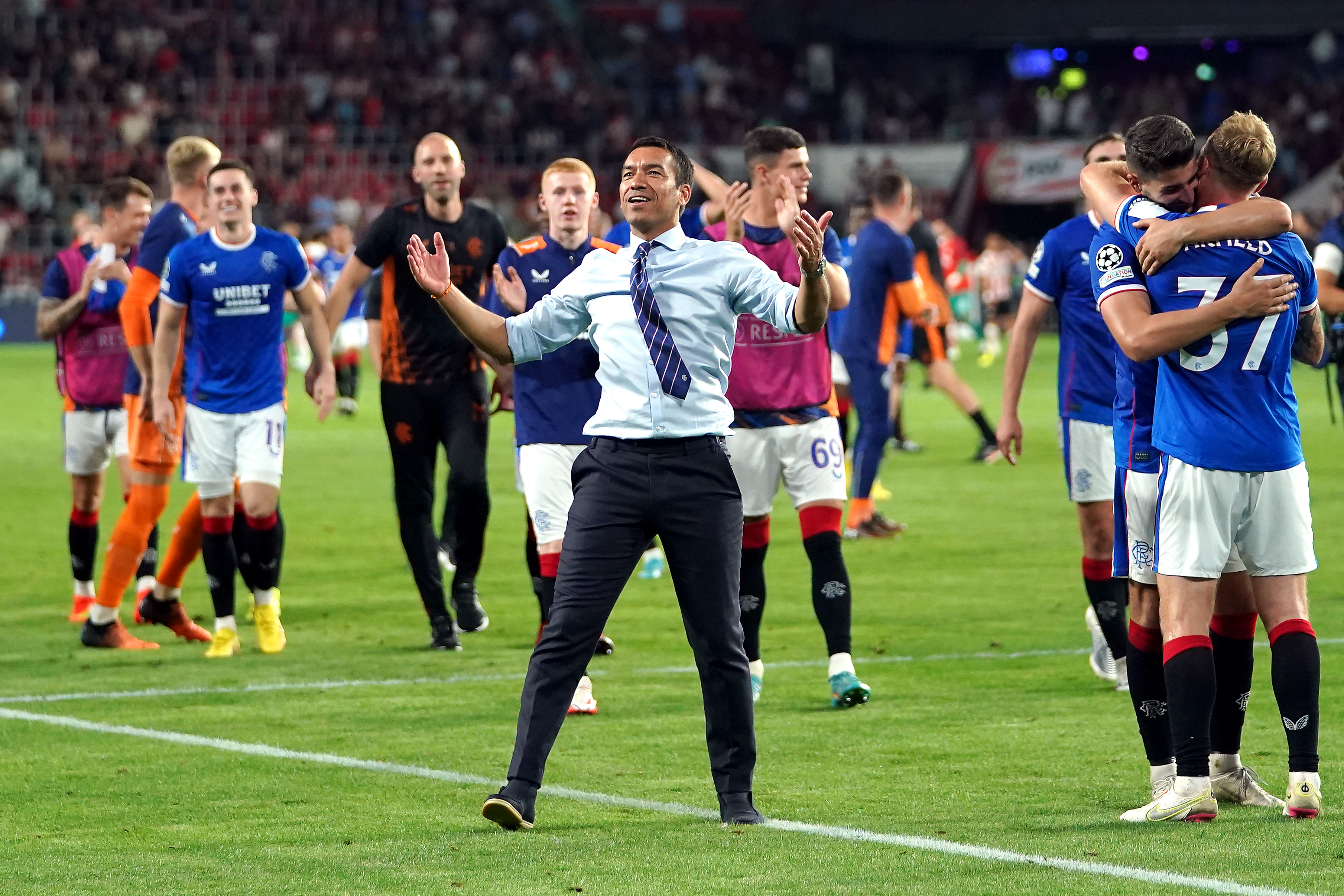 Giovanni van Bronckhorst proud after Rangers reach Champions League |  FourFourTwo