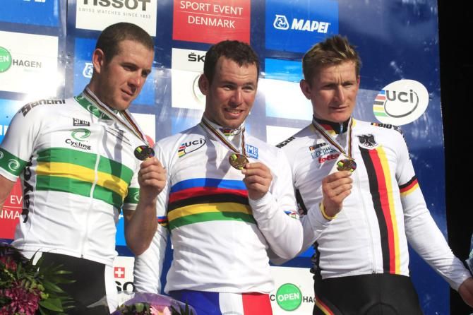 2011 Worlds: Elite men's podium (L-R) Matt Goss (Australia), Mark Cavendish (Great Britain) and Andre Greipel (Germany)