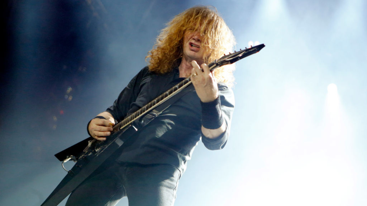 Dave Mustaine of Megadeth performs during the Stone Free Festival at The O2 Arena on June 16, 2018 in London, England.