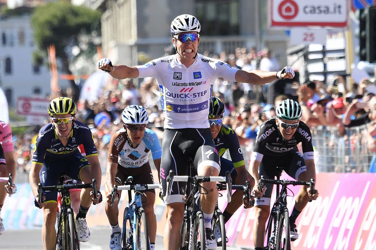 Adam Yates, left, has to settle for fourth place
