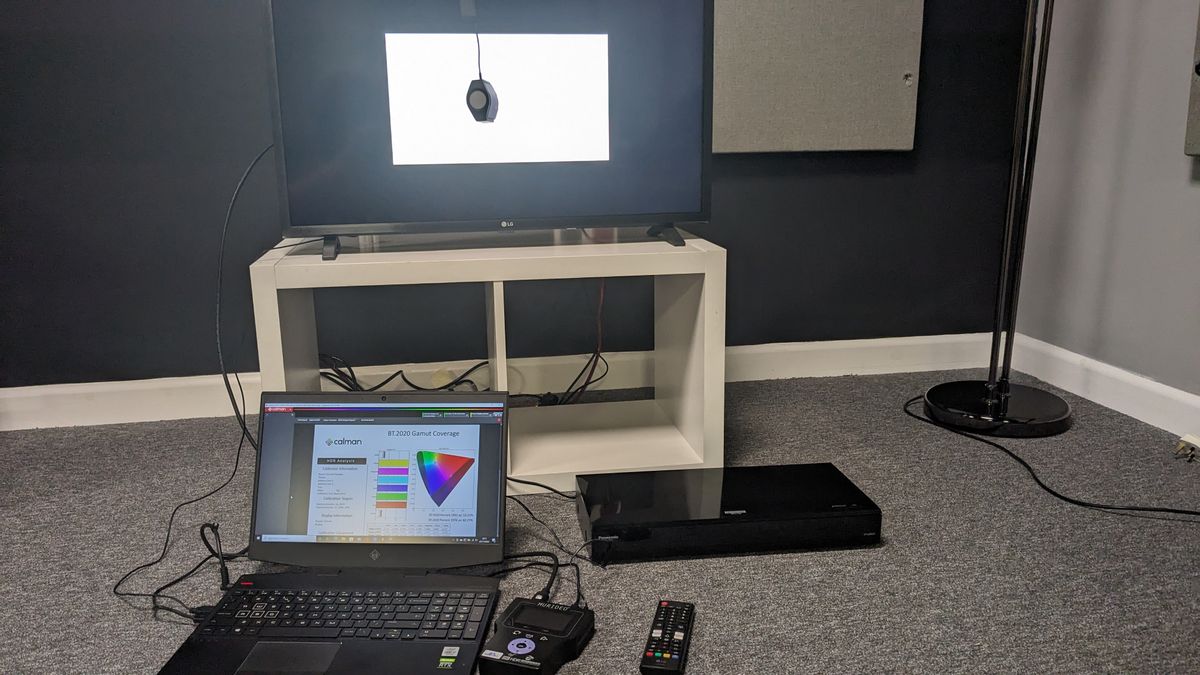 LG 32LQ6300 review a small, reliable TV that packs great performance