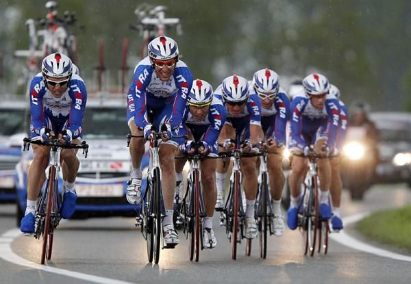 Team Katusha on its way to fourth in the team time trial stage of the Giro.