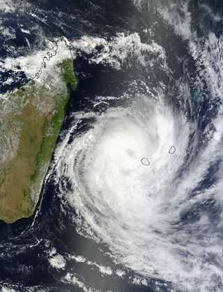 Tropical Cyclone Dumile over La Reunion Island and Mauritius