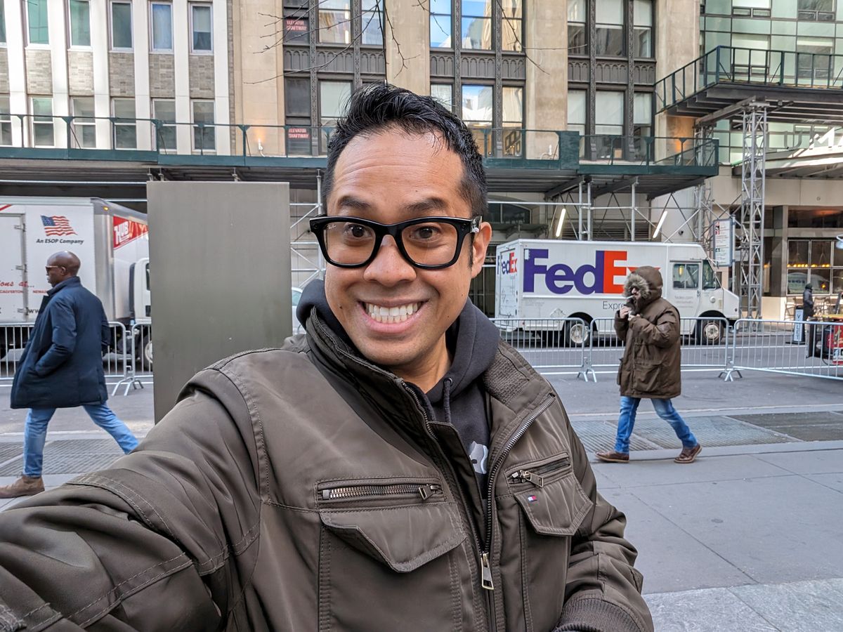 Google Pixel 8 Pro Selfie Sample.