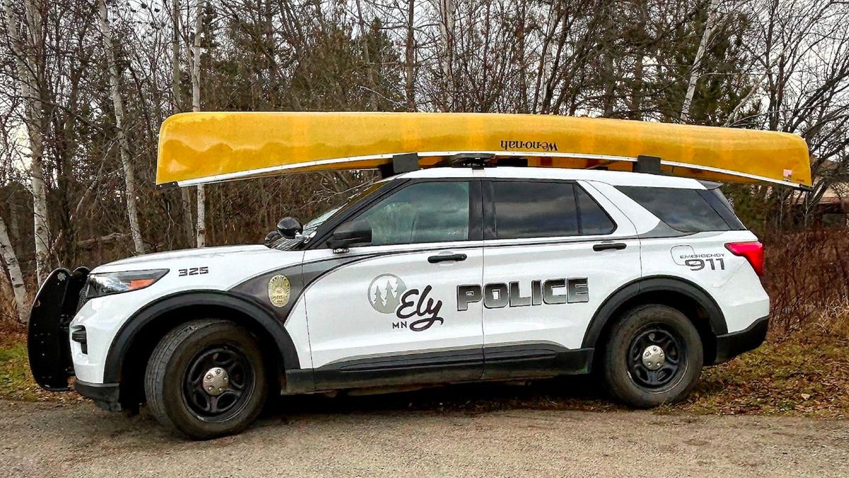 Ely Police use free canoes to entice new recruits