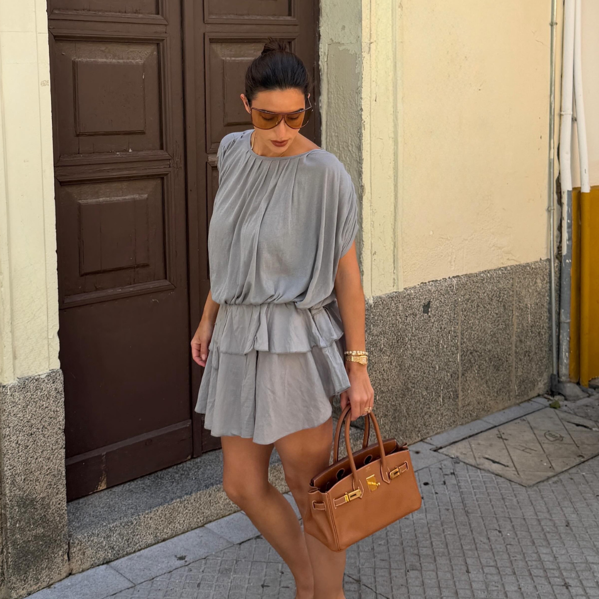  The Quiet Luxury Shoe Color Fashion People Are Wearing Instead of Black This Summer 