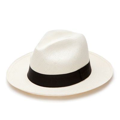 Meghan Markle's Madewell Panama Hat Is a Longtime Favorite of Hers ...