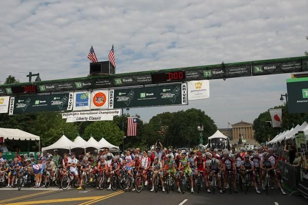 The men line-up for the start