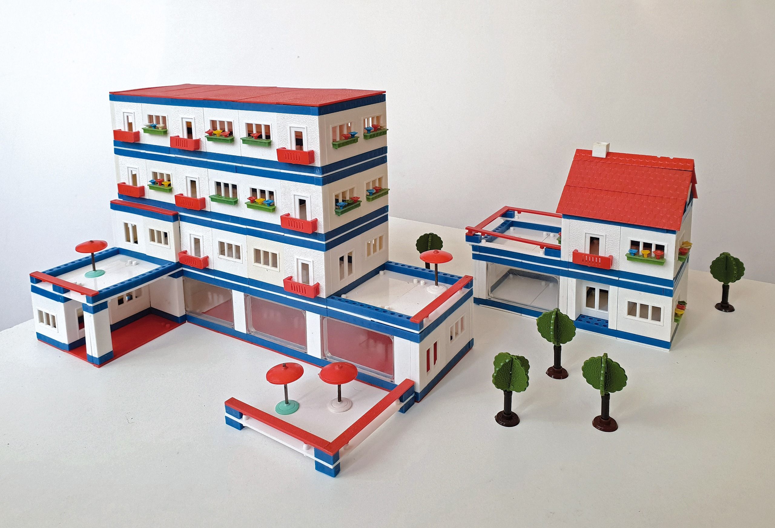 wallpaper.com - Tianna Williams - Move over, Lego: vintage architectural construction kits invite you to play
