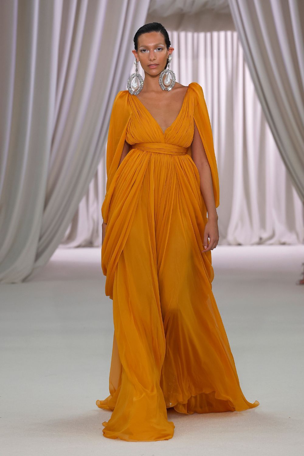 Spring 2023 couture: Giambattista Valli