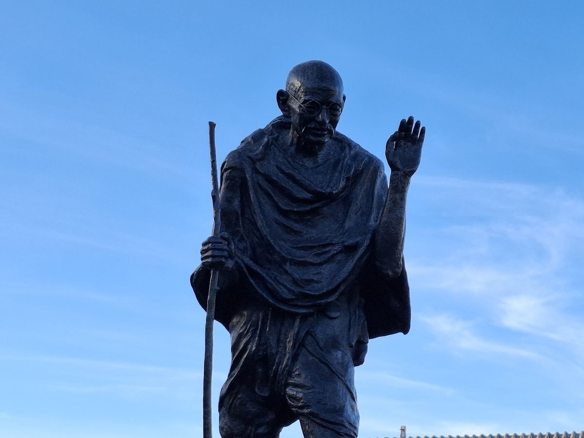 Gandhi statue at 3x zoom shot by Galaxy a35