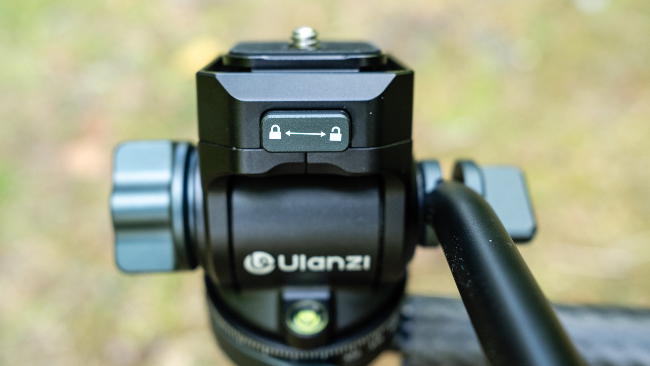 Ulanzi GlideGo Travel Tripod video ball head