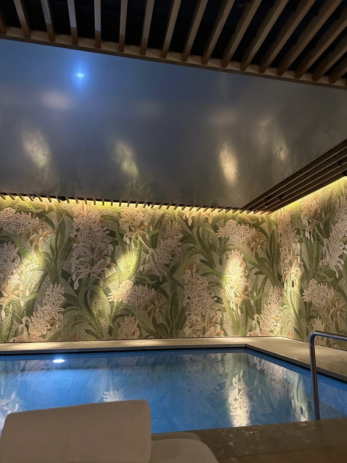 wallpaper editors picks of the week 45 park lane spa