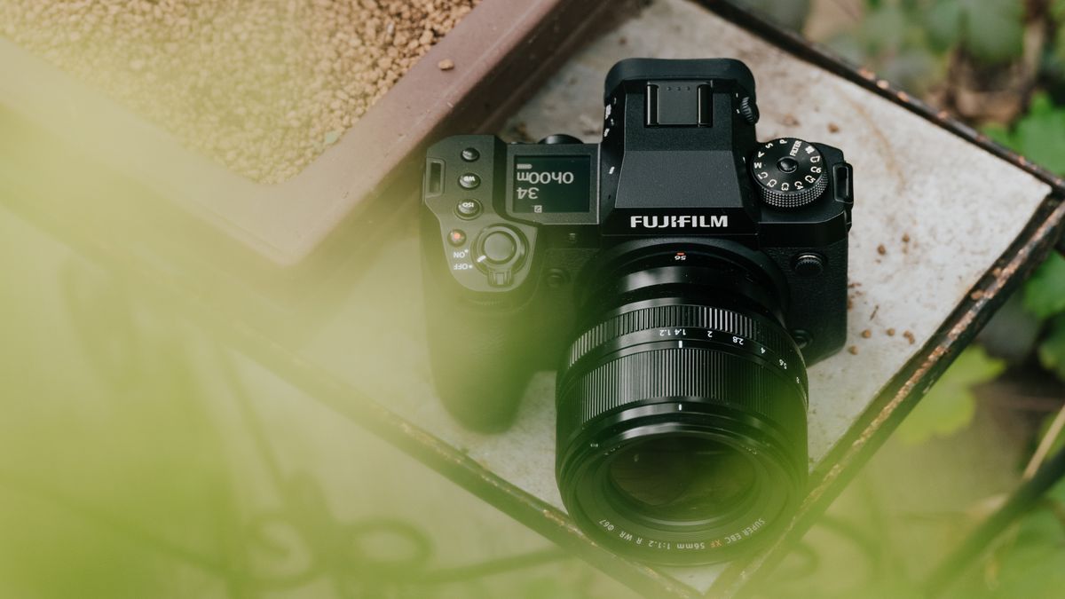 Fujifilm X-H2