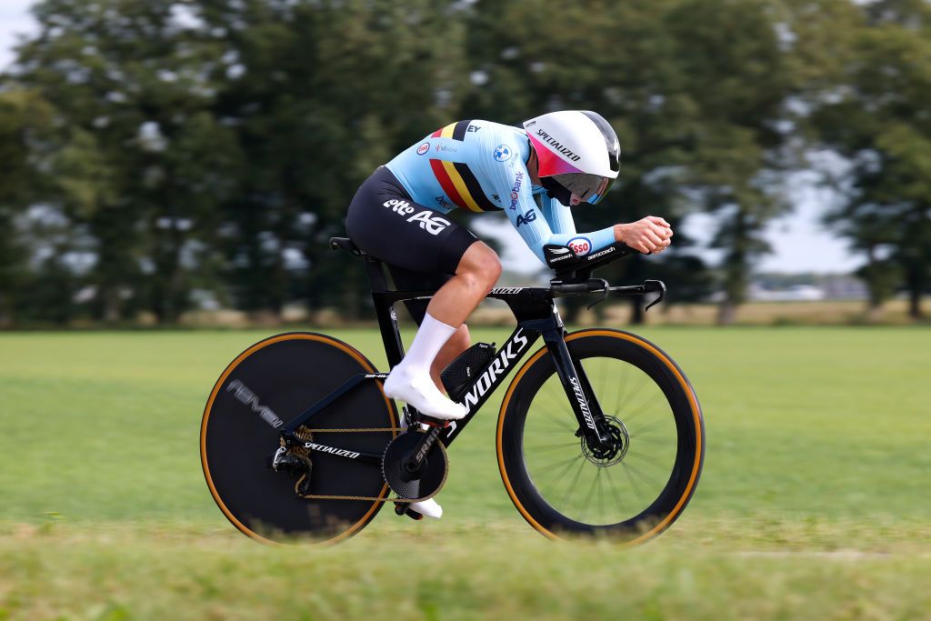 Lotte Kopecky at the elite women's UEC time trial