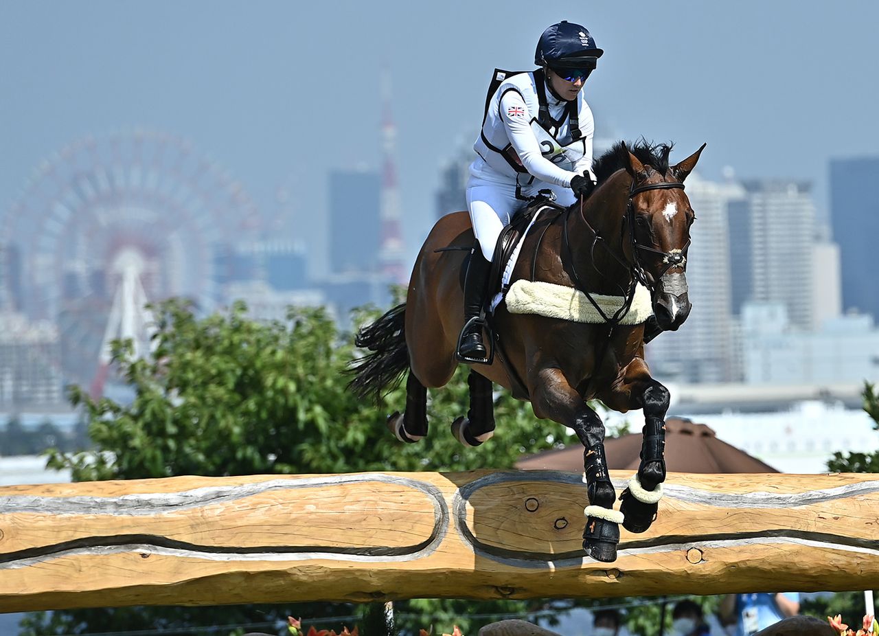 Laura Collett and London 52 competing at the Tokyo Olympics