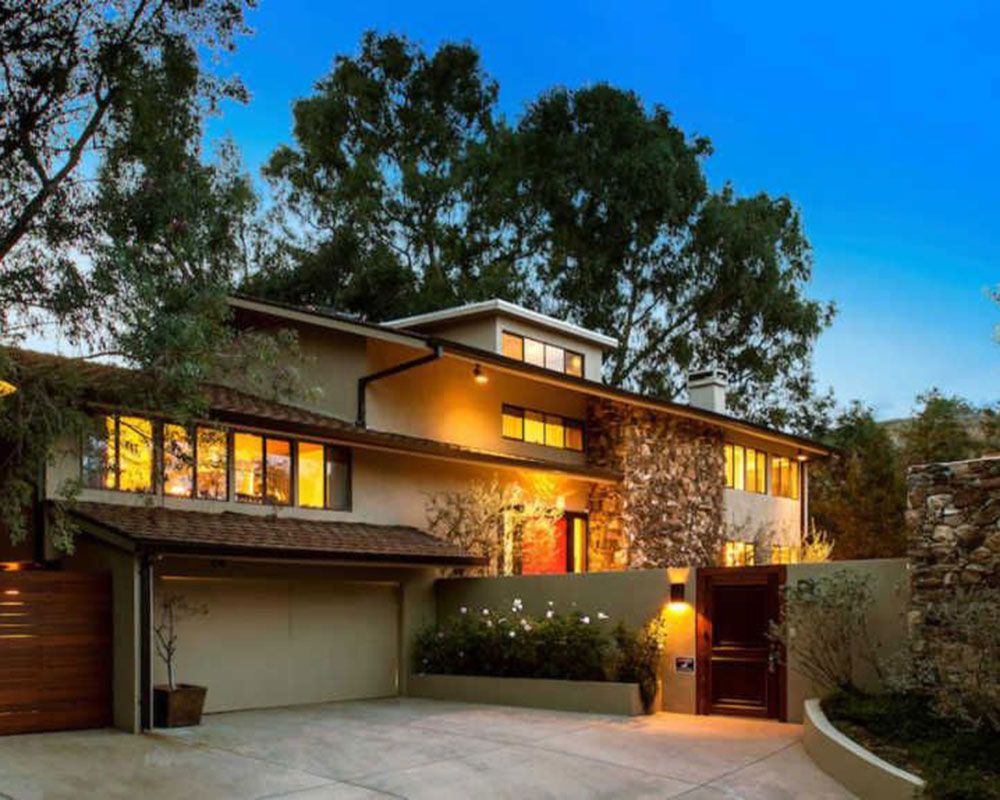 You'll be desperate to rent Teri Hatcher's house in Los Angeles Ideal