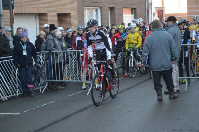 Austin Vincent (Team CF) rolls out to the start grid at Diegem.