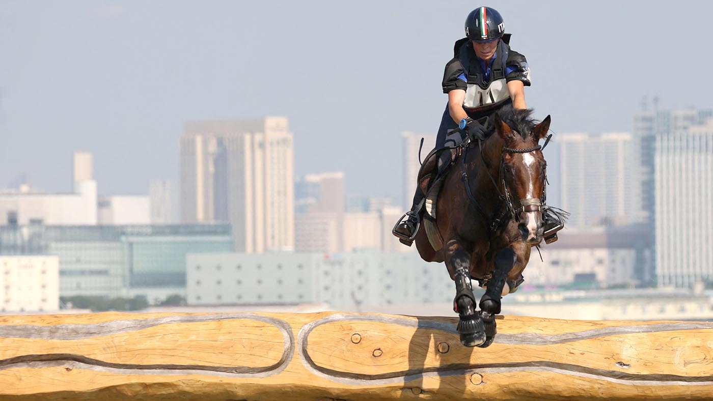Italy's Vittoria Panizzon riding Super Cillious competes in the equestrian's eventing team and individual cross country during the Tokyo 2020 Olympic Games at the Sea Forest Cross Country Course in Tokyo on August 1, 2021. (Photo by Behrouz MEHRI / AFP) (Photo by BEHROUZ MEHRI/AFP via Getty Images)