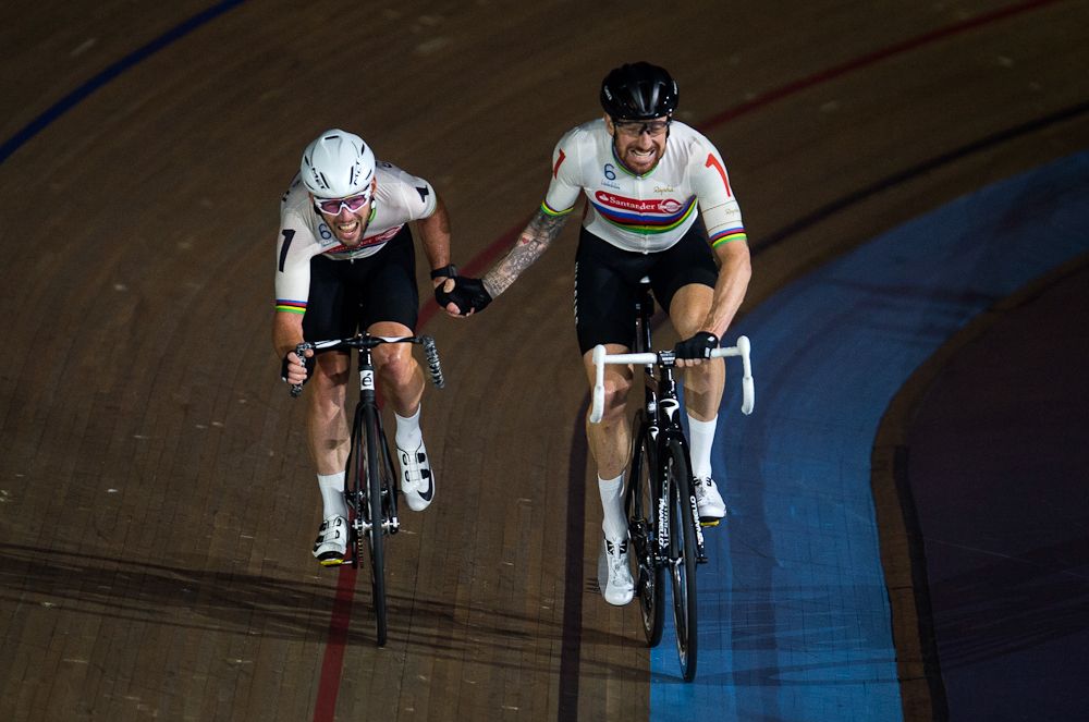 Mark Cavendish and Bradley Wiggins in action during the team elimination during the Six Day London