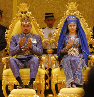 royal wedding dresses Princess Dayangku Sarah Binti Pengiran Salleh Ab Rahaman