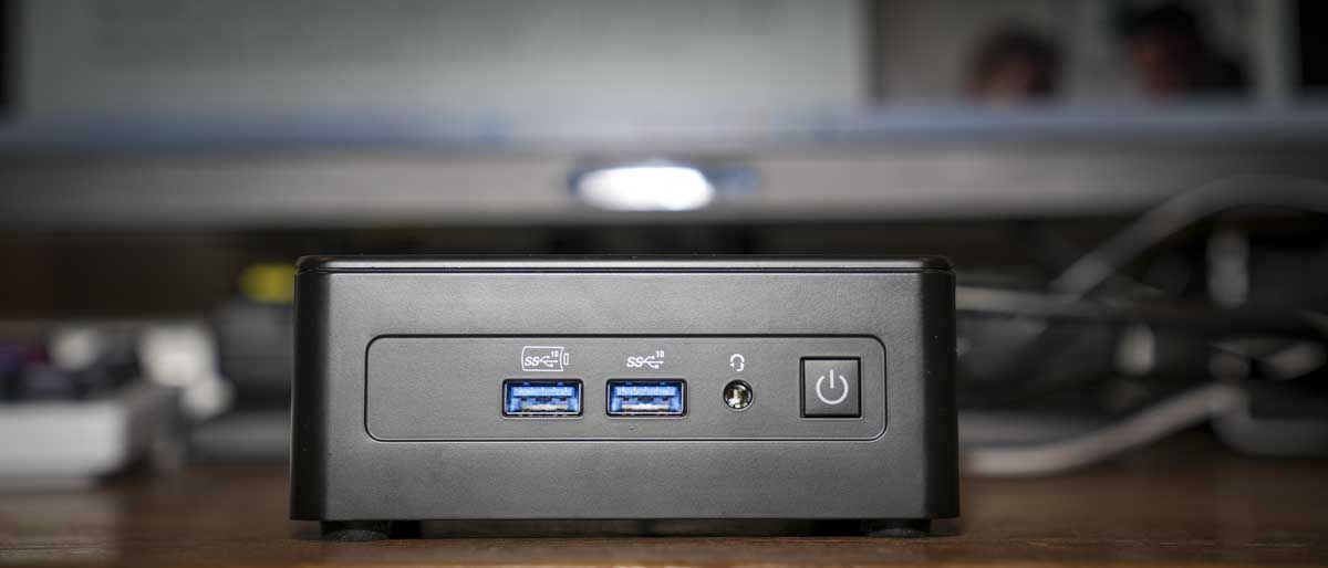 ミニPC GEEKOM IT15 GEEKOM ワークステーション｜AI PC IT15 ミニPC 第15世代