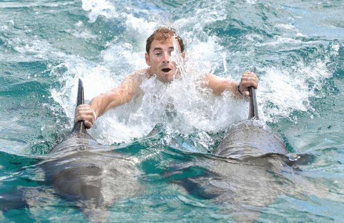 Alejandro Valverde's turn for a dolphin ride