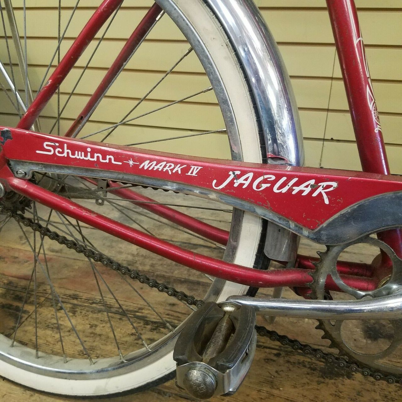 The model is from 1959, and in great condition