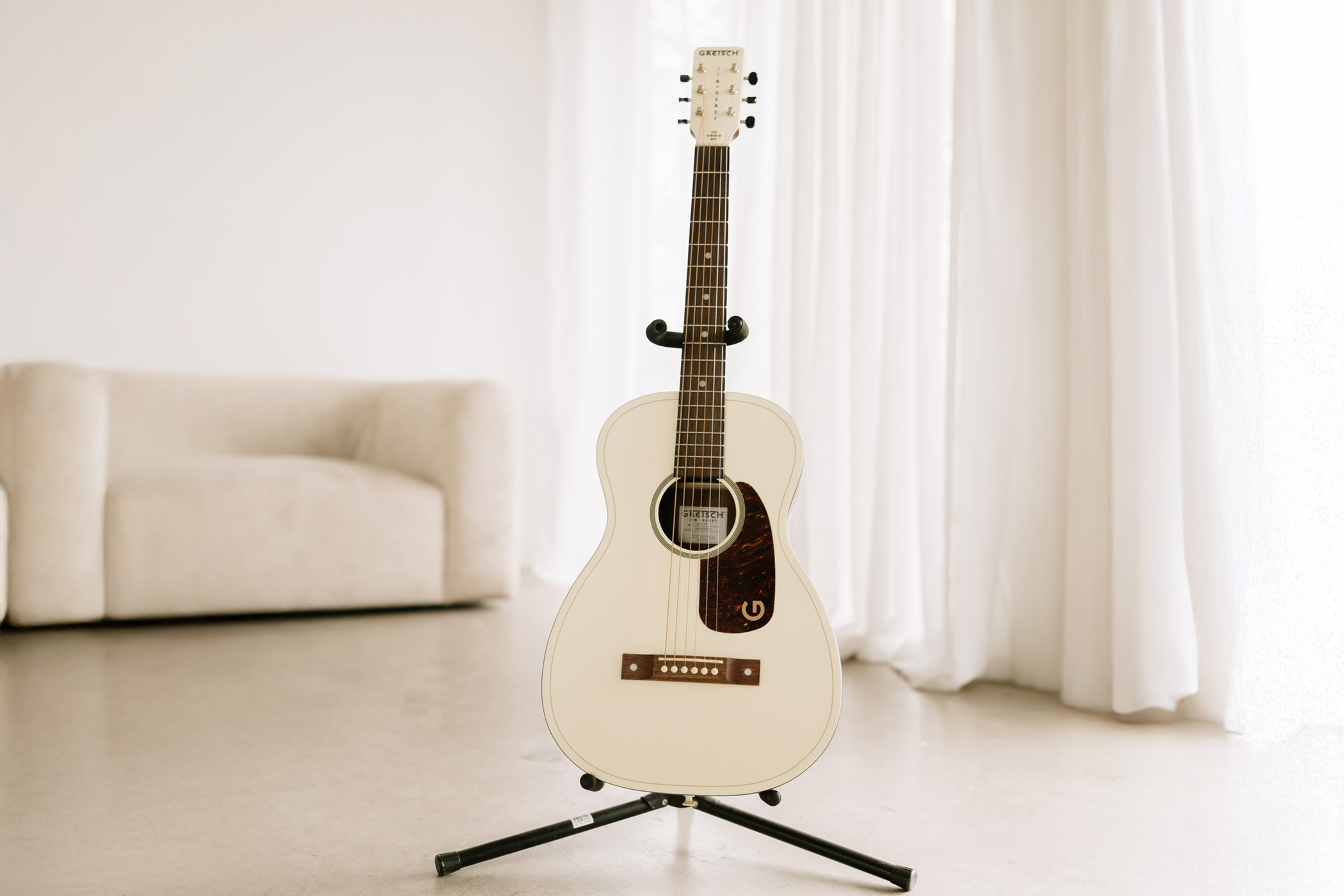 Gretsch Jim Dandy Parlor Ltd in Vintage White