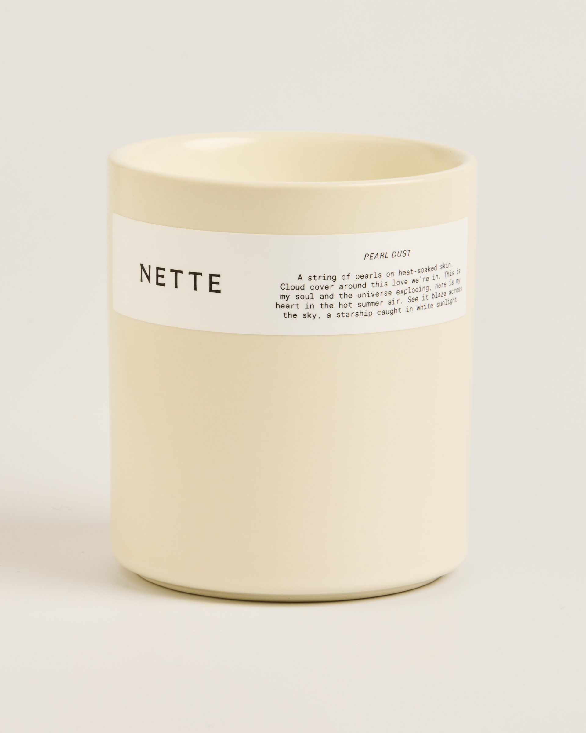 Pearl Dust Scented Candle