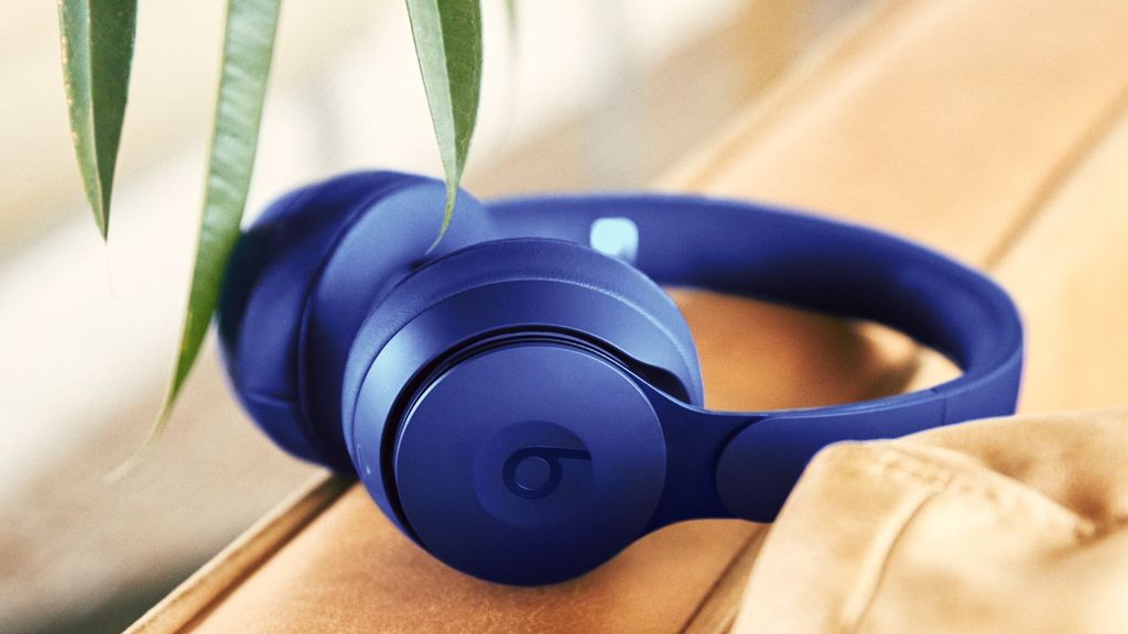 New Beats Solo Pro headphones boast cool looks and enormous battery