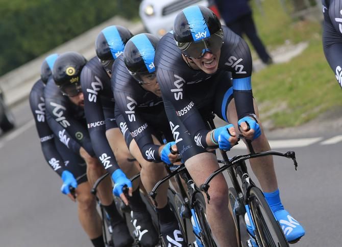Ian Boswell does a big turn on the front for Sky