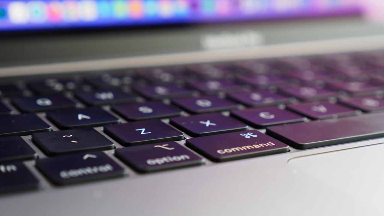 MacBook Pro M2 2022