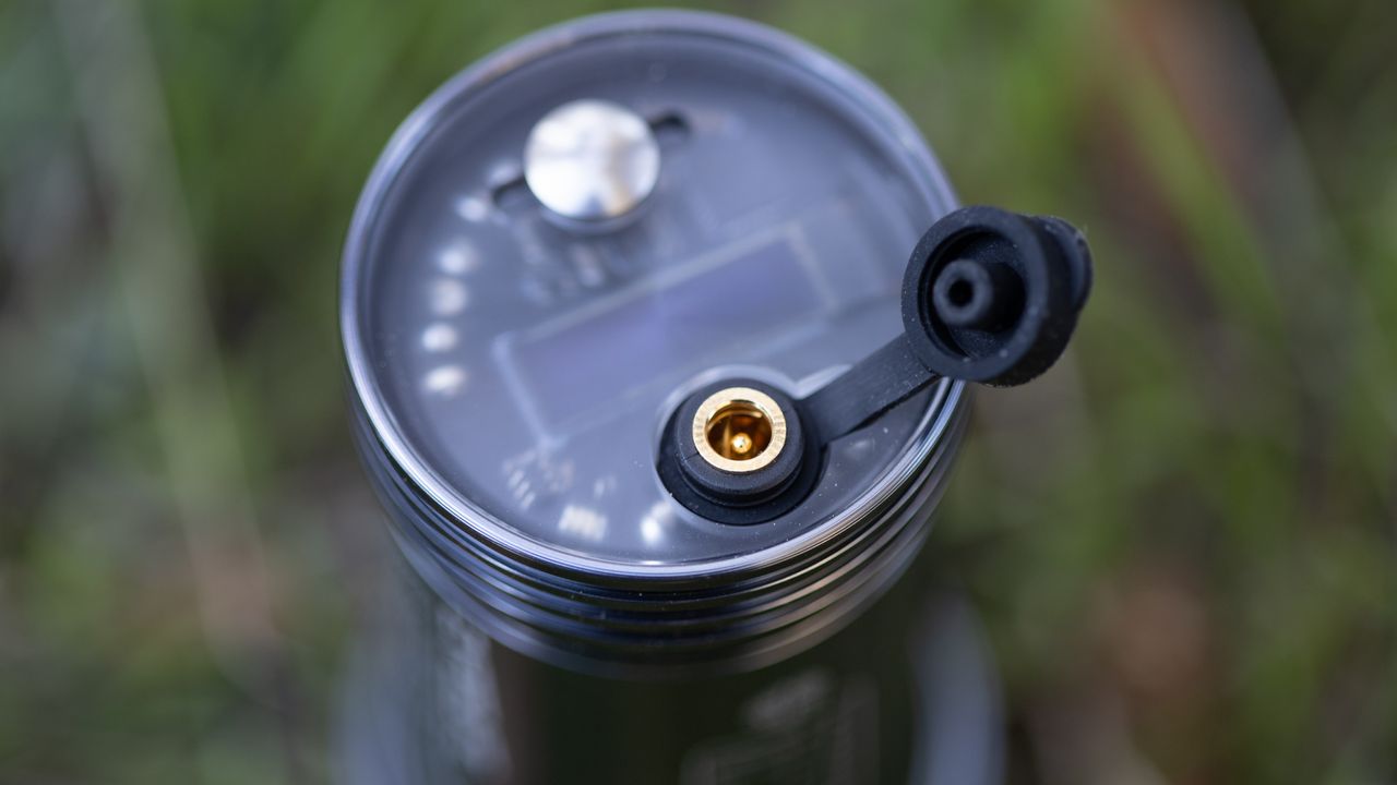 Exposure Strada Mk11 SB AKTiv charging port