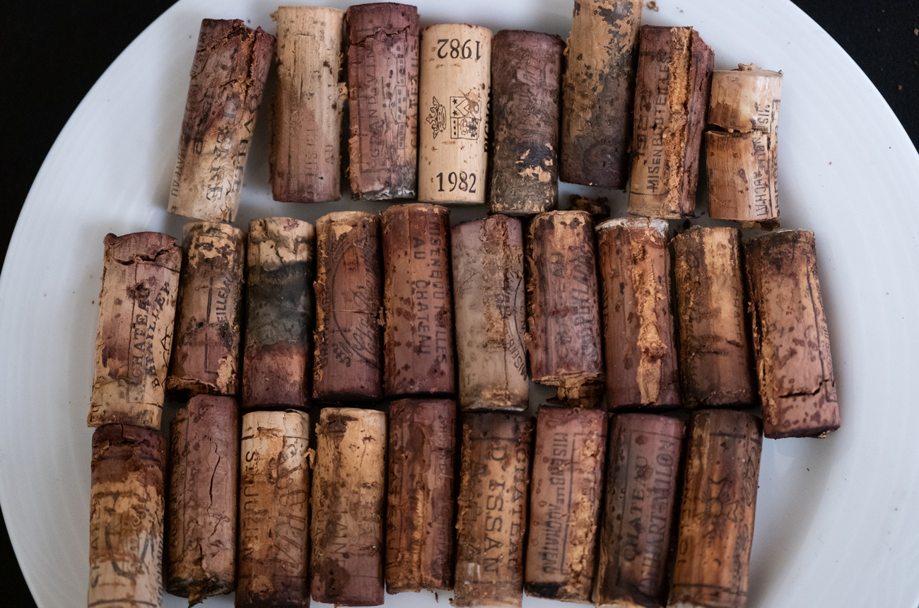 Bordeaux 1982 corks