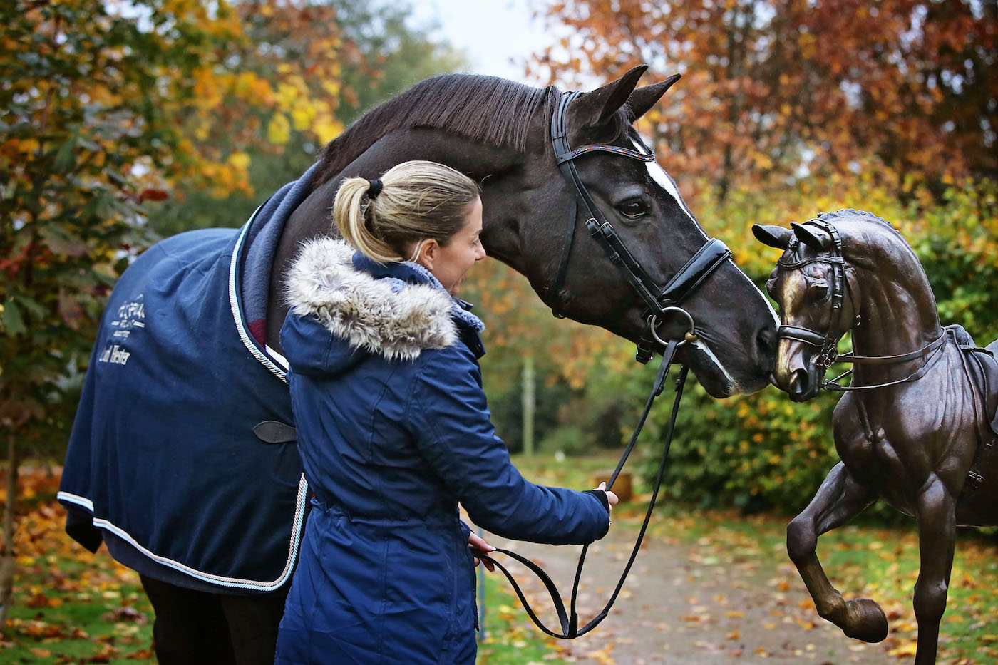 Valegro bronze statue Newent
