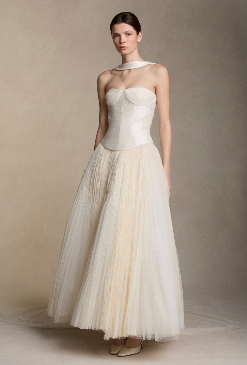 An image of a Danielle Frankel wedding dress.