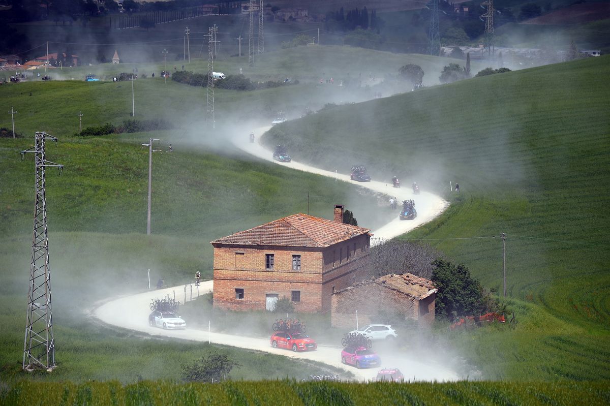 Giro d'Italia 2021 - 104th Edition - 11th stage Perugia - Montalcino 162 km - 19/05/2021 - Scenery - Sterrato - photo Dario Belingheri/BettiniPhoto&Acirc;&copy;2021