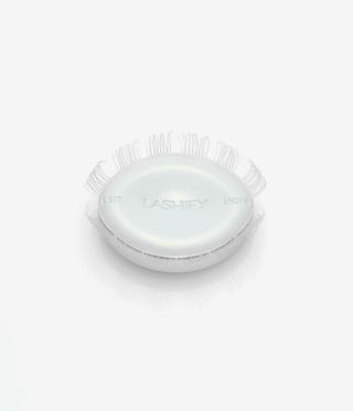 Lashify’s silver Gossamer lash extensions in a round container.