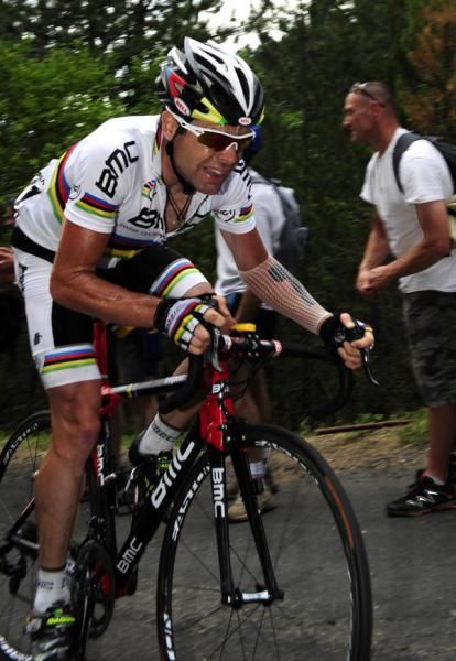 Cadel Evans (BMC) on the final climb