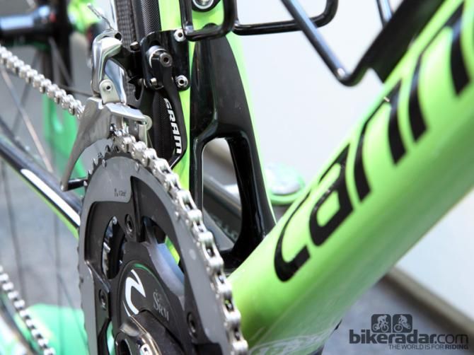 The uniquely split seat tube supposedly allows for more fore-aft flex while still retaining better drivetrain rigidity than with a single flattened tube